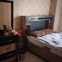 فروش تخت خواب دو نفره به همراه میز واینه قدی