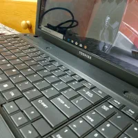 لپتاپ توشیبا تمیز و سالم|رایانه همراه|اسلامشهر, شهرک سعیدیه|دیوار