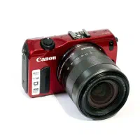 CANON M با قابلیت تعویض لنز