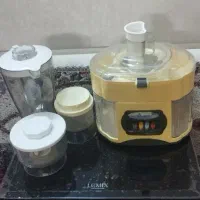 آبمیوه گیری ۴ کاره