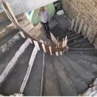 پله بتونی و استخر و آبنما و گاوصندوق بتونی