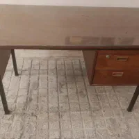 میزکار فلزی کشودار  درحدنو وسالم