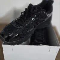 کفش اسپرتی وارداتی|کیف، کفش، کمربند|ماکو, |دیوار