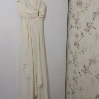 تعدادی لباس مجلسی|لباس|سرخنکلاته, |دیوار