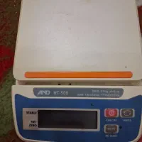 ترازو آزمایشگاهی ANDht500