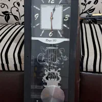 ساعت دیواری