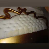 تخت خواب چوبی با تشک رویا همراه پاتختی دو عدد