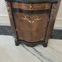 کنسول کوچیک تک در معرق برنز کاری