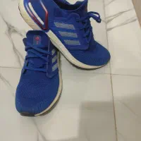 کتونی آدیداس سایز44 و 28سانت