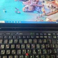 لپ‌تاپ لنوو خانگی. تمیز و بسیار کم کار