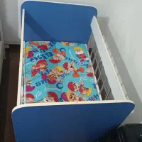 تخت خواب گهوارهای کودک