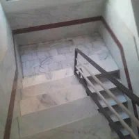 واحد ۸۳ متری