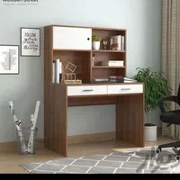 میز تحریر و میز کامپیوتر مدرن