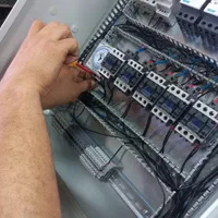 برقکار ساختمان و صنعتی