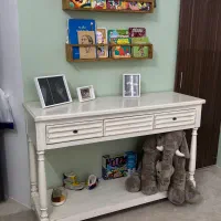 تخت و کنسول