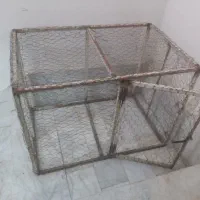قفس آهنی بزرگ