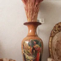 گلدان کنار سالنی معاوضه گل طبیعی