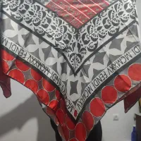 تعدادی لباس نو مغازه کیف وشال وشومیز حراج
