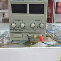 منبع تغذیه آزمایشگاهی