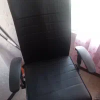 صندلی اداری چرخدار