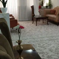 اپارتمان 190 متر همکف منوچهری