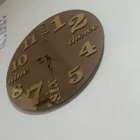 ساعت دیواری