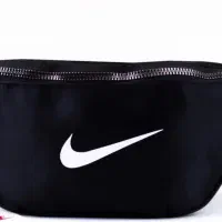 یک عدد کیف کمری نایک مشکی گم کردیم