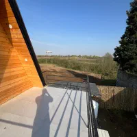 کلبه سوئیسی تک خواب|اجارهٔ کوتاهمدت ویلا و باغ|شفت, |دیوار