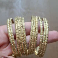 النگو طلا روس