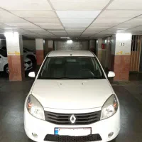 رنو ساندرو اتوماتیک مدل 96 (با ضمانت کارنامه)