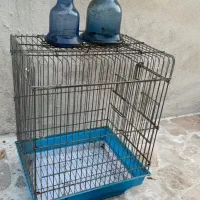 یک عدد قفس پرنده  و  دو عدد شیشه قلیون