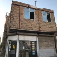 خانه-دو-طبقه-با-مغازه-فروشی