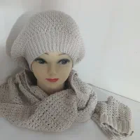 کلاه وشالگردن لباس بافت