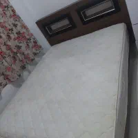 تخت دونفره