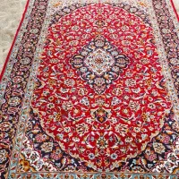 یک جفت فرش ۶ متری و هشت تخته ۱۲ و ۶ و۹ متری