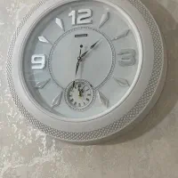 ساعت دیواری