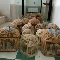 قفس چوبی