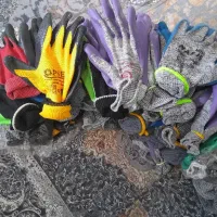 دستکش و لباس کار