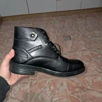 نیم بوت سایز ۴۳