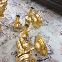 لوستر طلایی رنگ ۸ شاخه ۲۴ شعله|لوستر و چراغ آویز|تهران, حسینآباد|دیوار