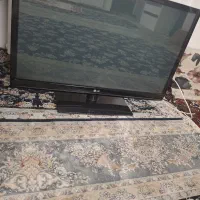 تلویزیون ۴۲اینچ