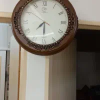 ساعت دیواری