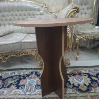 میز گرد.میز خاطره