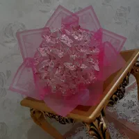 گل پروانه ای خیلی زیبا رنگ صورتی