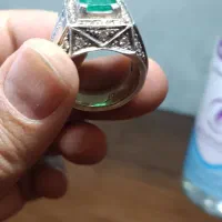 انگشتر زمرد