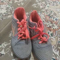 سه جفت کفش درحد نونو