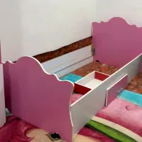 تخت خواب صورتی