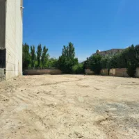 فروش-یک-قواره-زمین-با-کاربری-تجاری