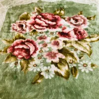 پتو گلبافت دو نفره در حد نو|رختخواب، بالش، پتو|تهران, شهرک ولیعصر جنوبی|دیوار