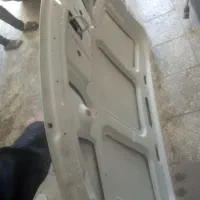 کاپوت با یک جفت چراغ جلو 206